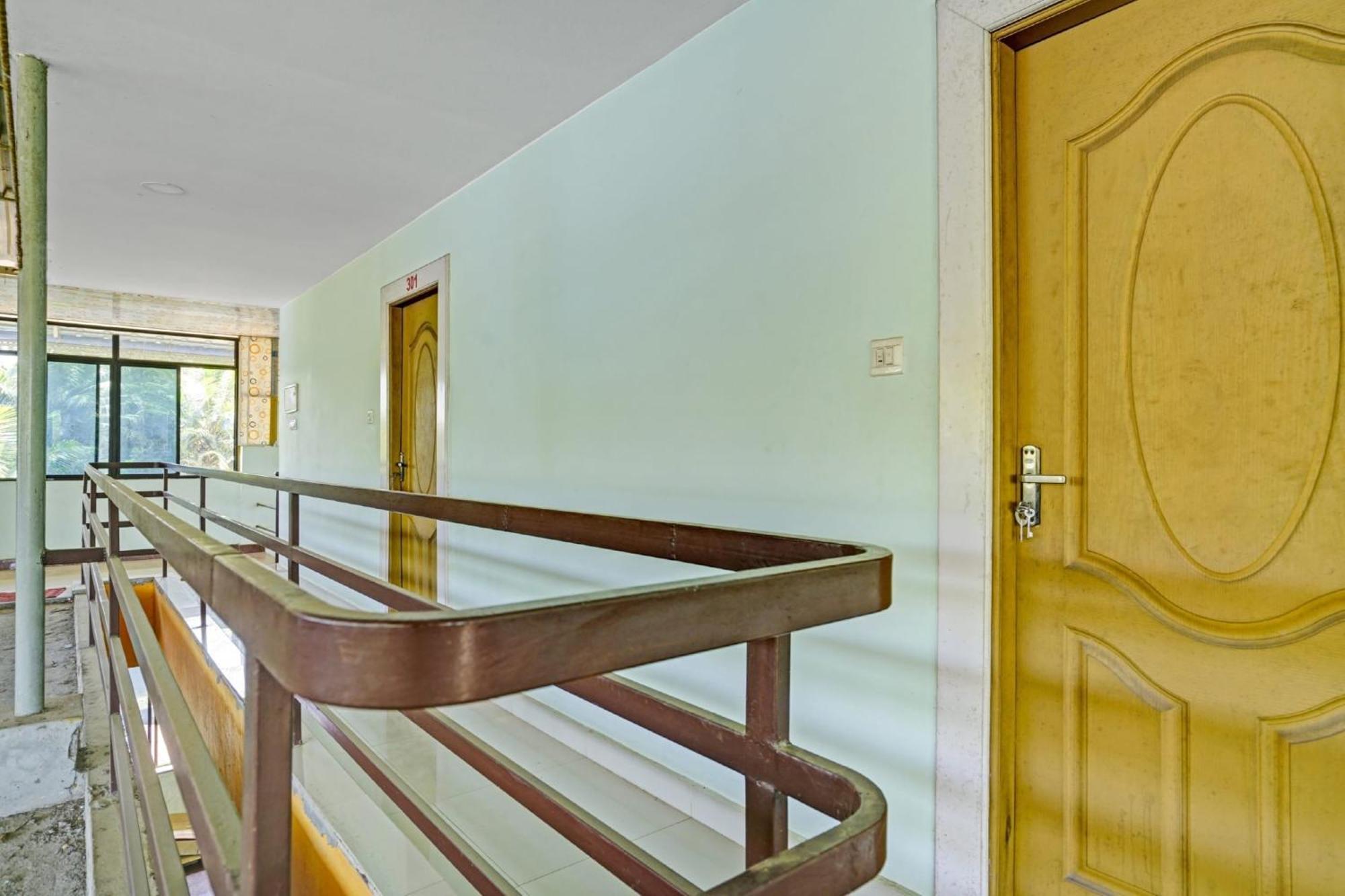 Hotel O Ss Residency Punalur Exterior photo